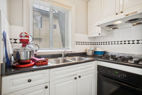 2085 Qualicum Drive, Vancouver, BC 