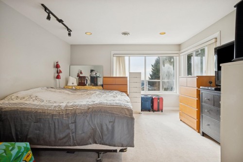 2085 Qualicum Drive, Vancouver, BC 