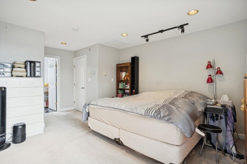 2085 Qualicum Drive, Vancouver, BC 