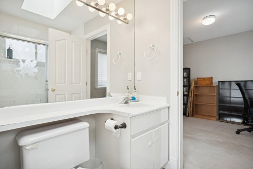 2085 Qualicum Drive, Vancouver, BC 