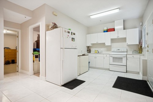 2085 Qualicum Drive, Vancouver, BC 