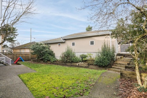 2085 Qualicum Drive, Vancouver, BC 