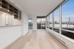 2705-928 Beatty Street  Vancouver, BC V6Z 3G6