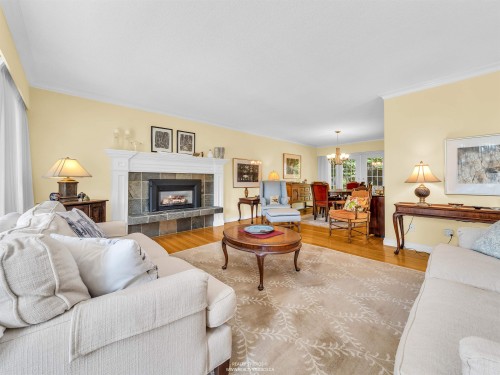 1202 Bracknell Crescent, North Vancouver, BC 