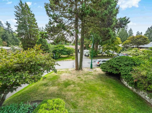 1202 Bracknell Crescent, North Vancouver, BC 
