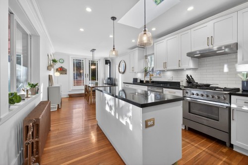 4387 St. George Street, Vancouver, BC 