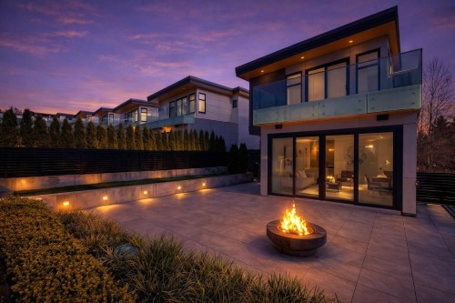 598 Arthur Erickson Place, West Vancouver, BC 