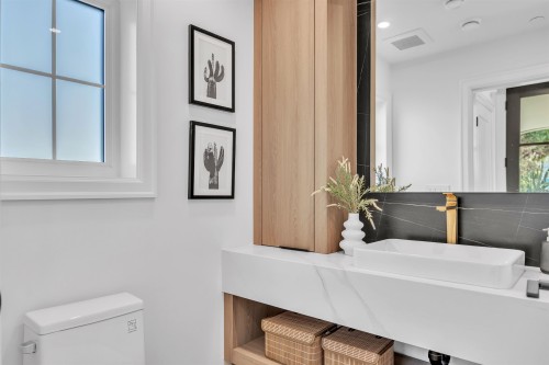 2153 20Th Avenue E, Vancouver, BC 