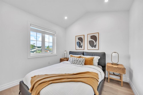 2153 20Th Avenue E, Vancouver, BC 