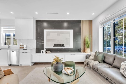 2153 20Th Avenue E, Vancouver, BC 