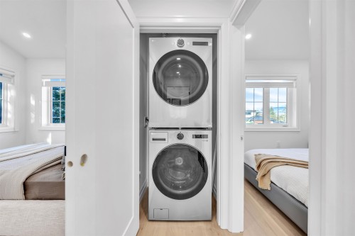 2153 20Th Avenue E, Vancouver, BC 