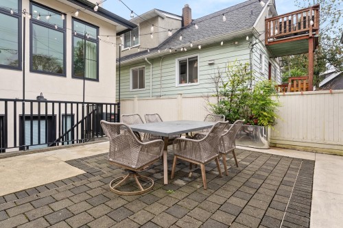 3123 16Th Avenue W, Vancouver, BC 