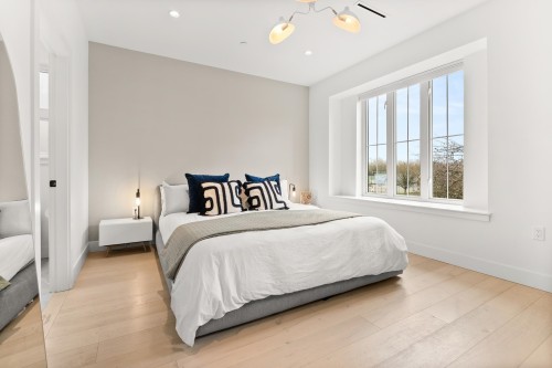 3123 16Th Avenue W, Vancouver, BC 