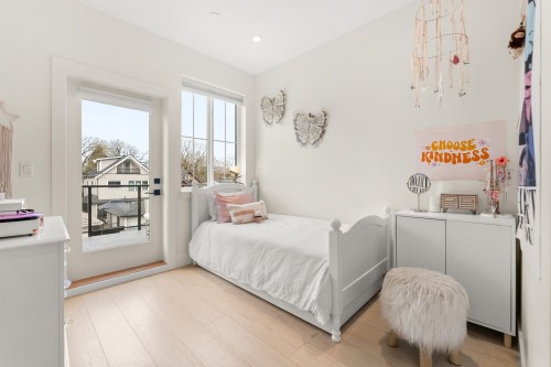 3123 16Th Avenue W, Vancouver, BC 