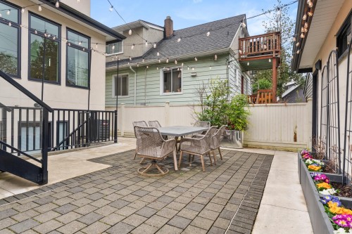 3123 16Th Avenue W, Vancouver, BC 