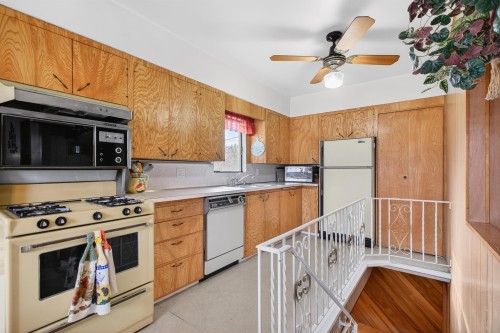 2284 45Th Avenue E, Vancouver, BC 