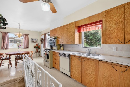 2284 45Th Avenue E, Vancouver, BC 