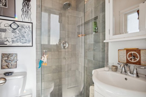 3617 Adanac Street, Vancouver, BC 