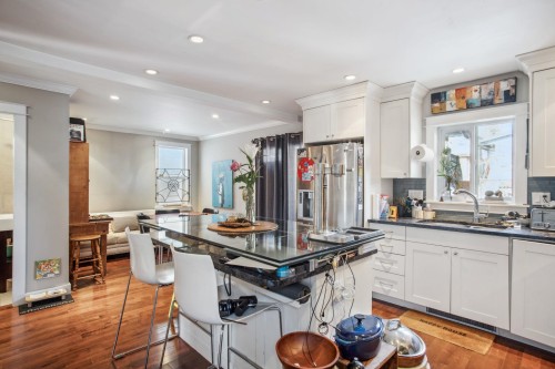 3617 Adanac Street, Vancouver, BC 