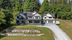 27107 River Road  Maple Ridge, BC V2W 1M4