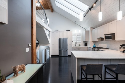 2103 Keith Road W, North Vancouver, BC 