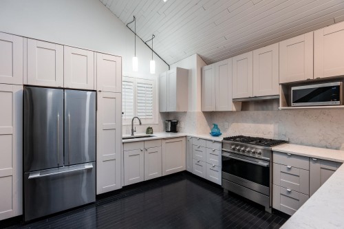 2103 Keith Road W, North Vancouver, BC 