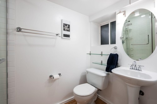 2103 Keith Road W, North Vancouver, BC 