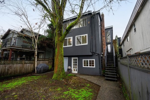 2103 Keith Road W, North Vancouver, BC 