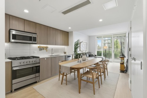 602-1401 Hunter Street  North Vancouver, BC V7J 0E2