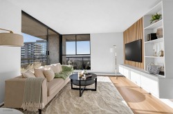 2206-3771 Bartlett Court  Burnaby, BC V3J 7G8