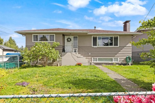 7724 Goodlad Street  Burnaby, BC V5E 2H6