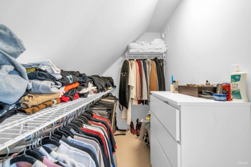 7901 Oak Street, Vancouver, BC 