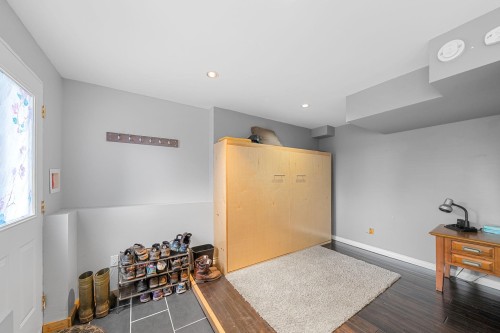 479 29Th Street E, North Vancouver, BC 