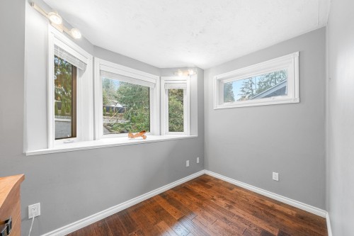 479 29Th Street E, North Vancouver, BC 