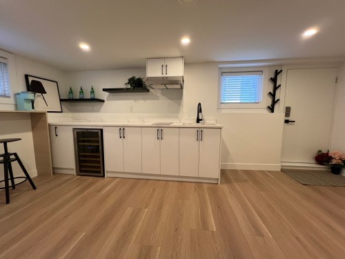 3534 17Th Avenue W, Vancouver, BC 