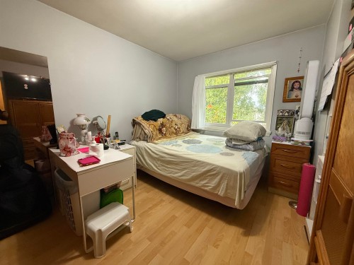 5828 Kerr Street, Vancouver, BC 