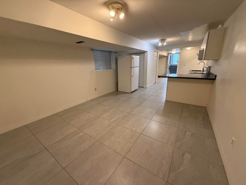 5828 Kerr Street, Vancouver, BC 