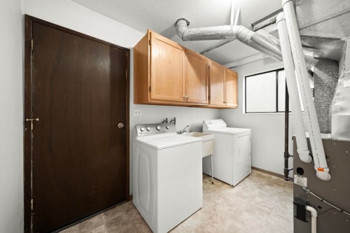 1140 Lansdowne Drive, Coquitlam, BC 