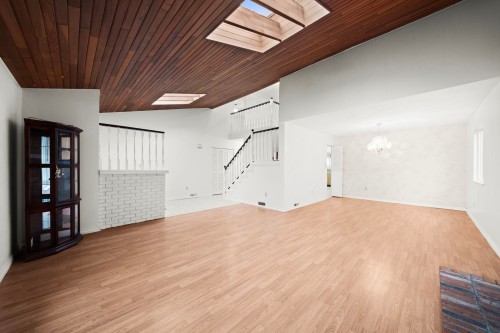 1140 Lansdowne Drive, Coquitlam, BC 