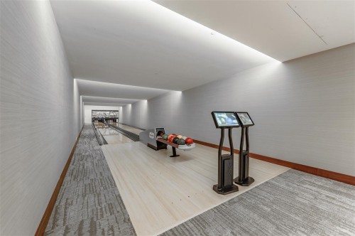 601-8800 Hazelbridge Way, Richmond, BC 