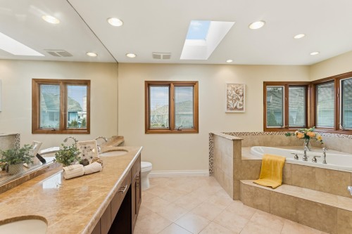 8480 Sunnywood Drive, Richmond, BC 