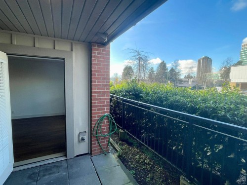 121-7058 14Th Avenue, Burnaby, BC 