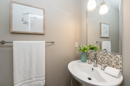 966 43Rd Avenue W, Vancouver, BC 