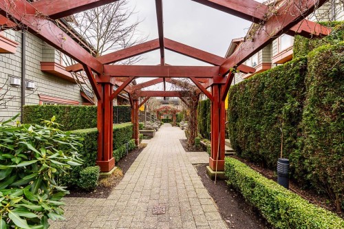 966 43Rd Avenue W, Vancouver, BC 