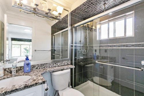 1060 61St Avenue E, Vancouver, BC 