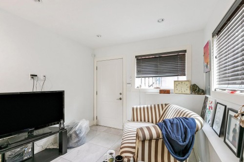 1060 61St Avenue E, Vancouver, BC 