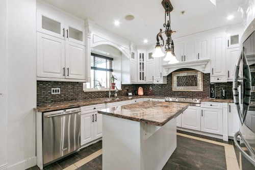 1060 61St Avenue E, Vancouver, BC 