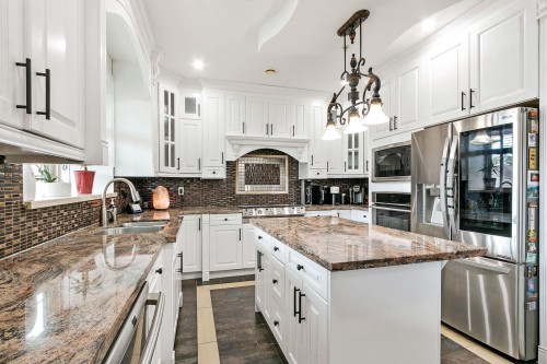 1060 61St Avenue E, Vancouver, BC 