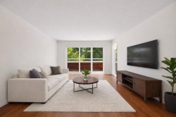 202-250 1st Street W North Vancouver, BC V7M 1B4