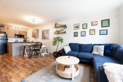 PH11-2265 Hastings Street E Vancouver, BC V5L 1V3